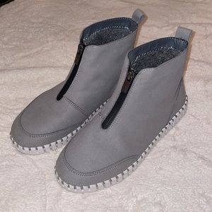 Ilse Jacobsen Hornbæk Women’s Tulip Faux Fur Lined Zip Up Ankle Boots, US size 9